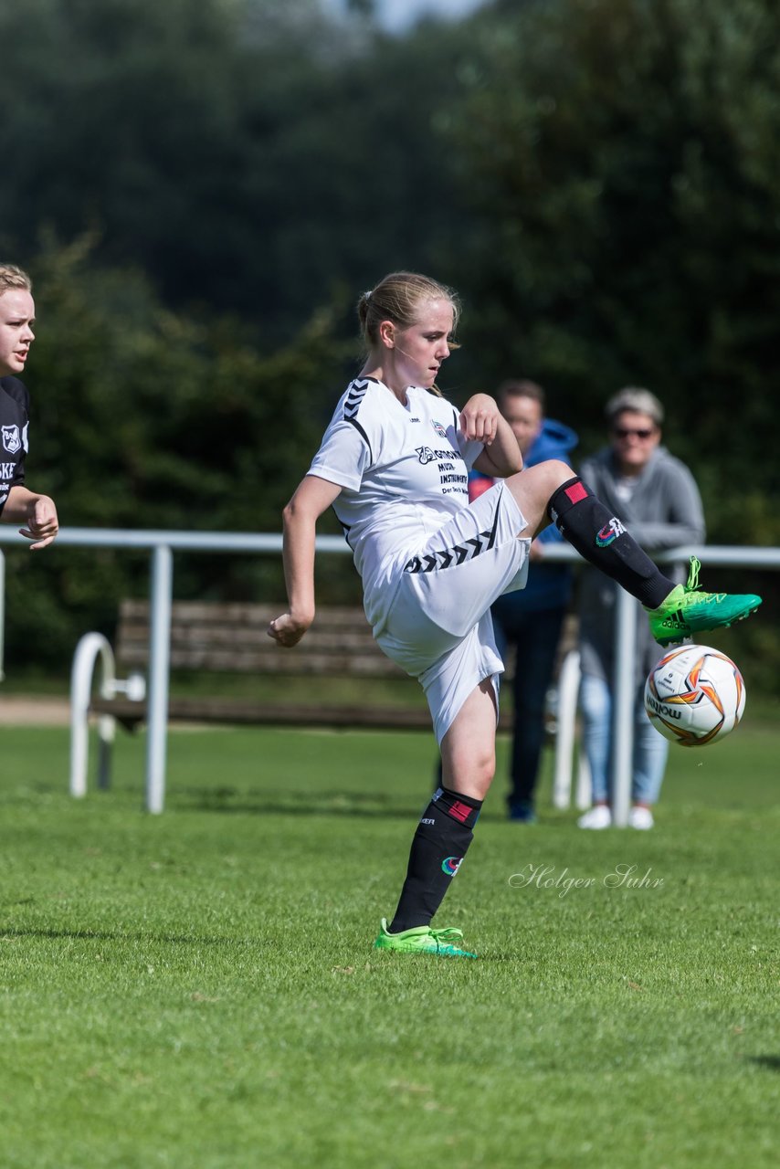 Bild 292 - Frauen SV Henstedt Ulzburg 3 - Bramfeld 3 : Ergebnis: 5:1